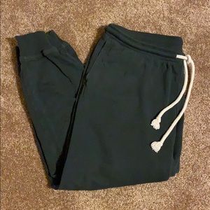 universal thread joggers